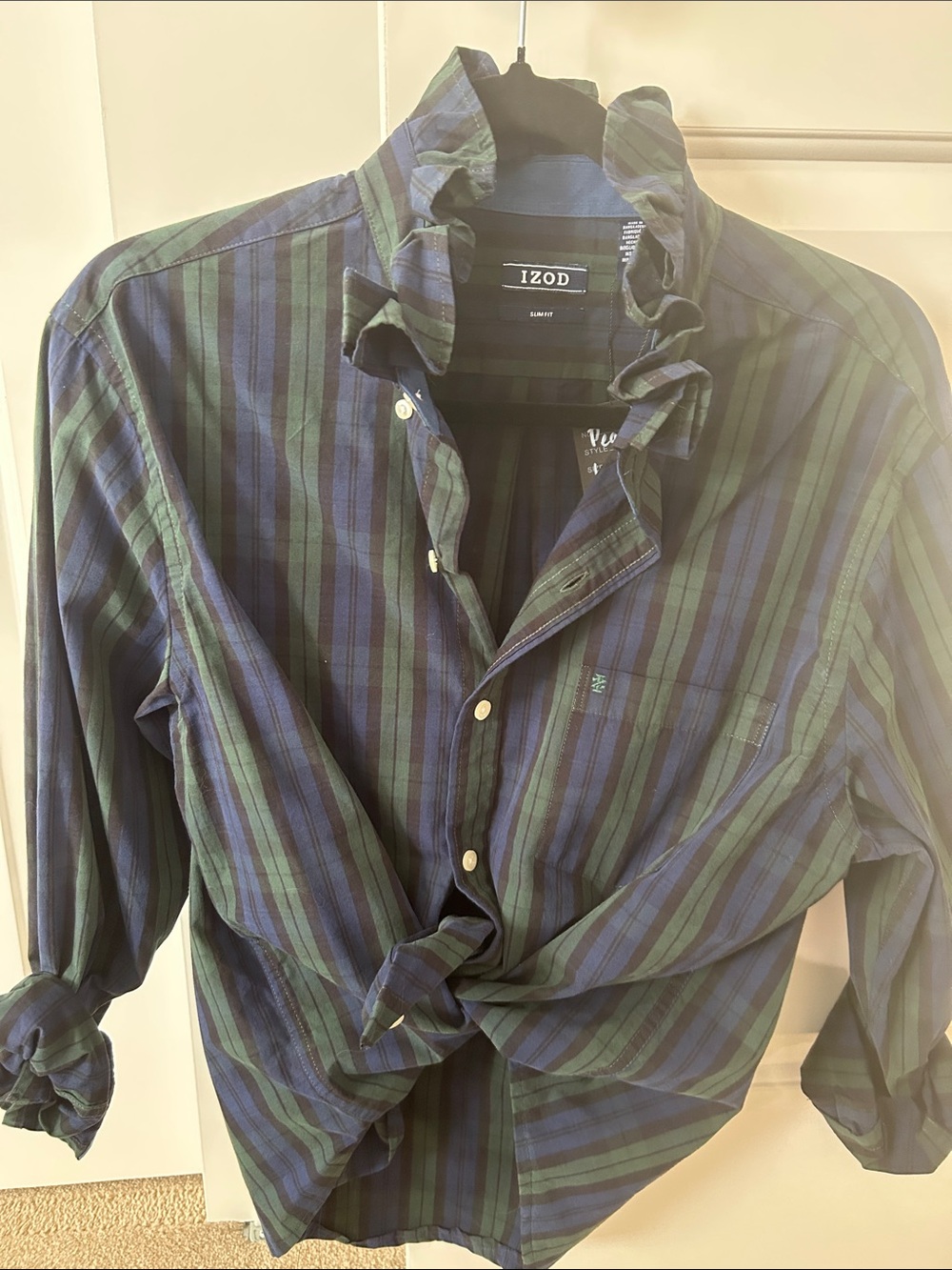 Izod Blue and Green Striped Casual Button-Down Shirt with ruffled collar